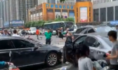 常州奔驰连撞多车是怎么回事 什么原因导致奔驰连撞多车