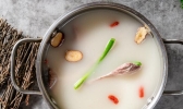 夏天喝什么汤好 六款简单易做的祛湿解暑汤品