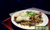 酸菜焖黄鱼的做法