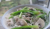 菠菜口蘑肉丝面的做法