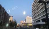 冷空气“缺席”明天北京南部霾来扰 夜间北风渐起