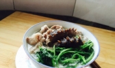 益母草煮瘦肉海参的做法