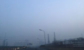 今天北京有轻到中度霾 最高气温将升至25℃