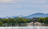 雨后北京颐和园 云层波澜远山如黛景似江南