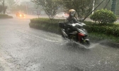 今明两天江苏多地被雨水“刷屏” 局地最高气温30℃出头