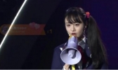 郑爽穿校服再现楚雨荨是什么情况 郑爽生日会上再现楚雨荨形象
