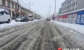 青海大部出现降雪降温 国道215线等部分路段车辆滞留