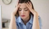 女性患癔症早期症状