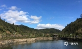 福建永安久雨初晴 阳光下的天宝岩