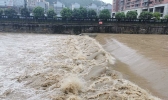 四川宜宾遭遇暴雨侵袭 河水上涨农田被淹
