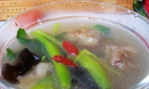 酥肉蔬菜汤的做法